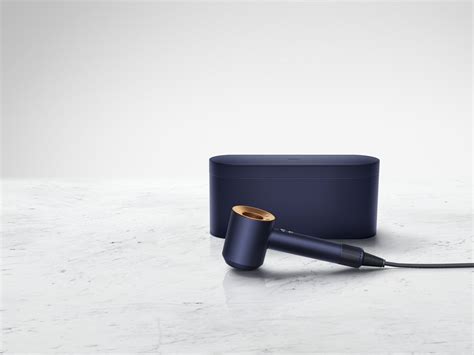 Dyson Blue & Copper Hair Dryer & Styler Are Gift Ideas For This Year-End