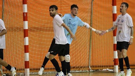 Fútbol sala La UD Ibiza Gasifred vence a domicilio al Canet en el