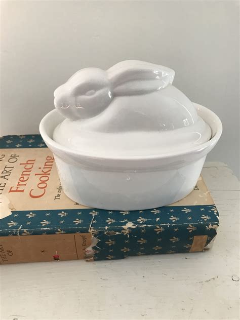 White Rabbit lidded casserole | Vintage Keepers