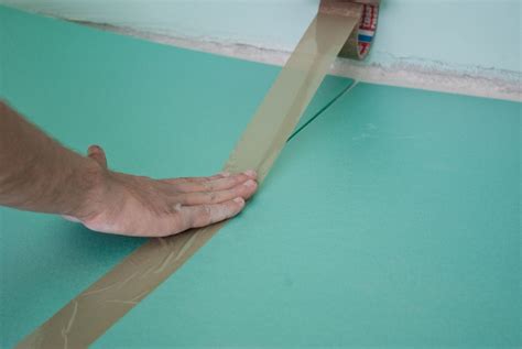 How to Install Underlay for Laminate Flooring - Episode 2 ...