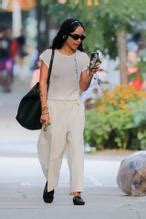 Zoe Kravitz Sexy Seen Braless Taking A Stroll While Facetiming In New