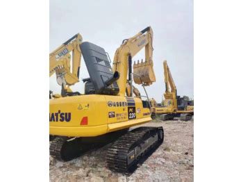 Komatsu PC 220 LC 8 For Sale Crawler Excavator 28613 EUR 8054087