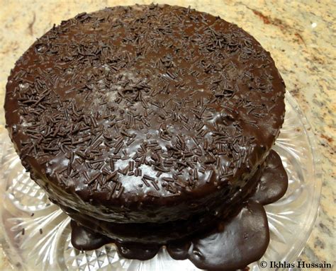 Recipe: Chocolate Cake with Chocolate Frosting - The Whimsical Whims of ...