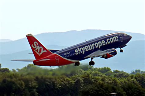 OM CLA Boeing 737 322 24245 SkyEurope Airlines Vienna Flickr