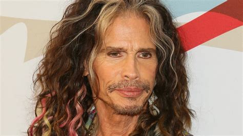 Steven Tyler El Cantante De Aerosmith Fue Demandado Por Agresión