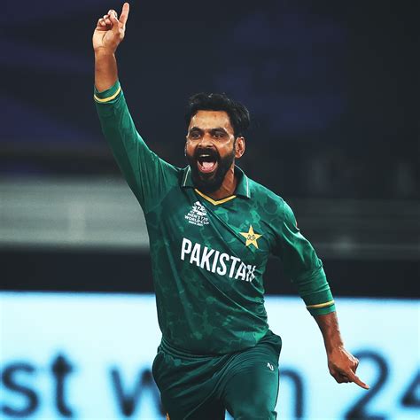 Pakistan All Rounder Mohammad Hafeez Retires From International Cricket