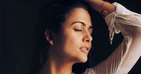 Sexy Actress From India Bollywood Actress Hot Wet Dress Cleavage Exposing Stills