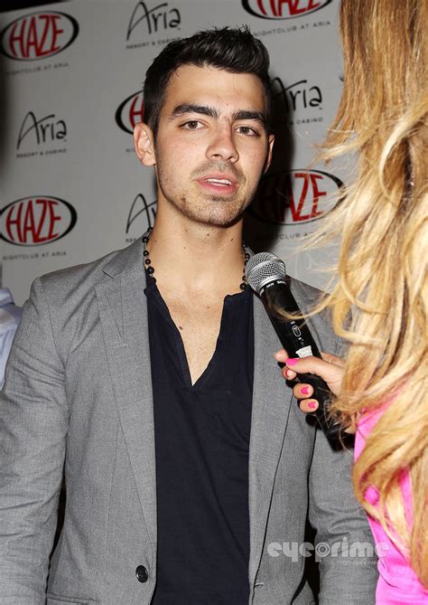 Joe Jonas 2011 Joe Jonas Photo 24546201 Fanpop