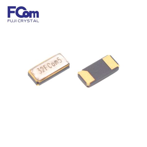 FCom Crystal 3215 SMD 32 768kHz 12 5PF 20PPM 2PIN Oscillator FC135 32