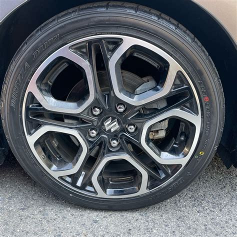 タイヤ交換 DUNLOP DIREZZA DZ102（スズキ スイフトスポーツ・ZC33S）by るんるんrnrn - みんカラ