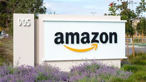 Alexandra Daddario 39 Shares Candid Thoughts On Nude Scenes Parade