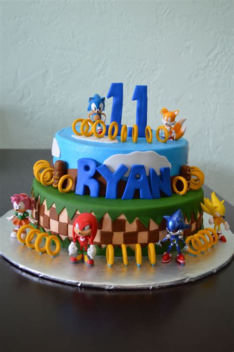 Pin By Gail On My Cakes Sonic Cake Sonic The Hedgehog Cake Sonic