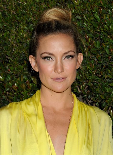 Kate Hudson / Kate Hudson - Wikipédia - In 1998, she appeared in the