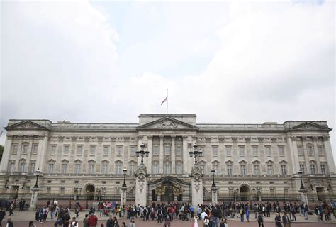 Buckingham Palace Renovation Plan Unveiled With 458 Million Price Tag