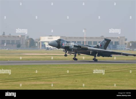 Avro Vulcan XH558 Stock Photo - Alamy