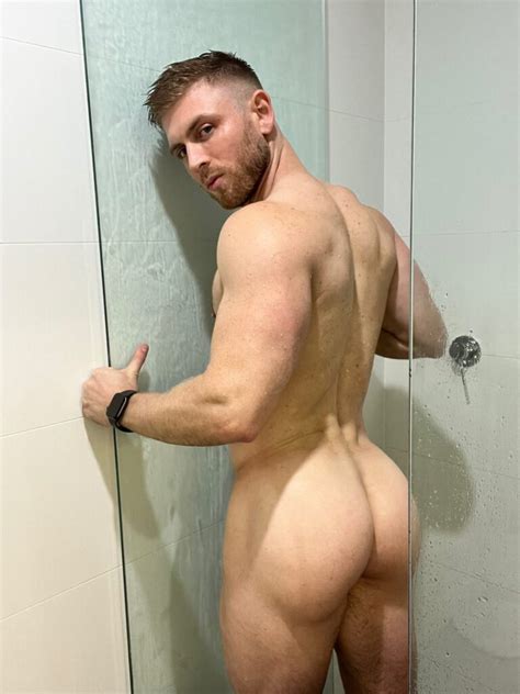 Omg He S Naked Rising Insta Thotty And Onlyfans Star Matthew Hanham