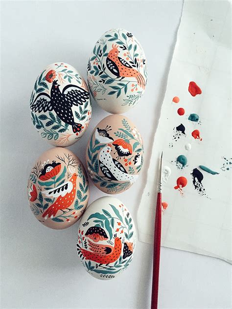 Easter Egg Art That Turns Ordinary Eggs into Eggs-traordinary Sculptures