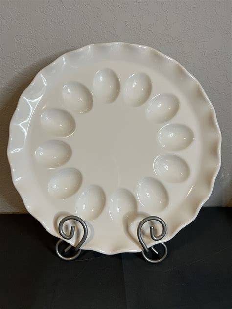 Pfaltzgraff White Deviled Egg Plate Fluted Rim 11 1 4 Super