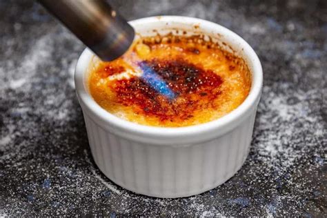 Philippe Etchebest Dévoile Sa Folle Recette De La Crème Brulée Avec Sa Belle Croûte Caramélisée