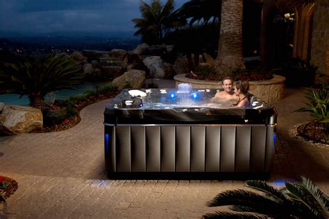 Hot tub date nights | Texas Hot Tub Company