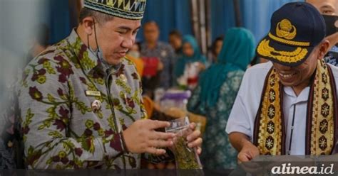 Bupati Pesawaran Dinobatkan Sebagai Tokoh Penggerak Koperasi