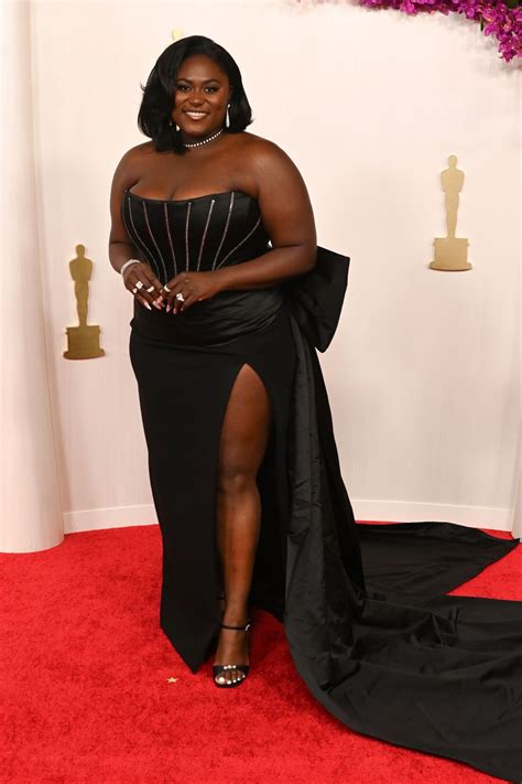 How Oscars 2024 Nominee Danielle Brooks Manicure Honors Black Women In