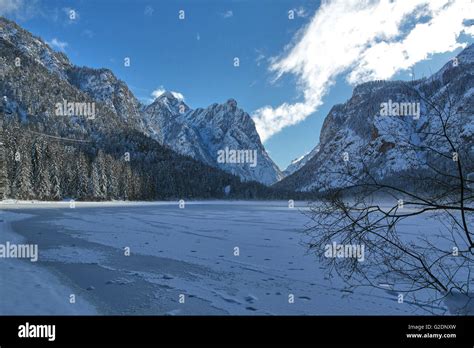 Lago Di Dobbiaco Toblachersee In Winter Italy Stock Photo Alamy