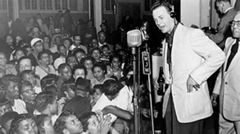 El Primer Concierto De Rock De La Historia Termin En Un Caos Bbc