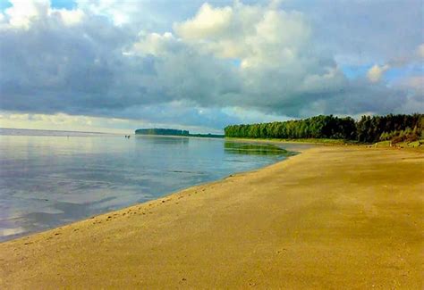 Guhagar Beach: A Radiant Gem in the Heart of Ratnagiri District ...