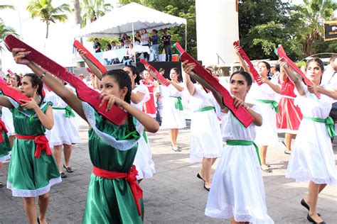 Escuelas Participaran En El Desfile Del De Noviembre Inf Rmate Bcs