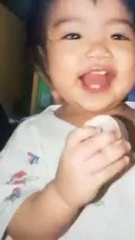 Yung Marunong Na Sya Talaga Mag Pa Cute Pag May Camera Baby