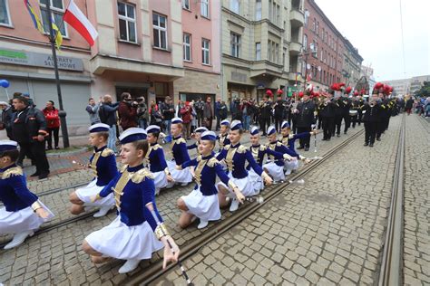 Skarbnikowe Gody 2022 w Zabrzu Barwny korowód przeszedł przez miasto