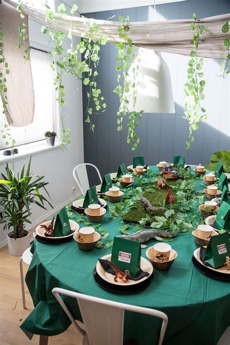 Jurassic Park Centerpieces