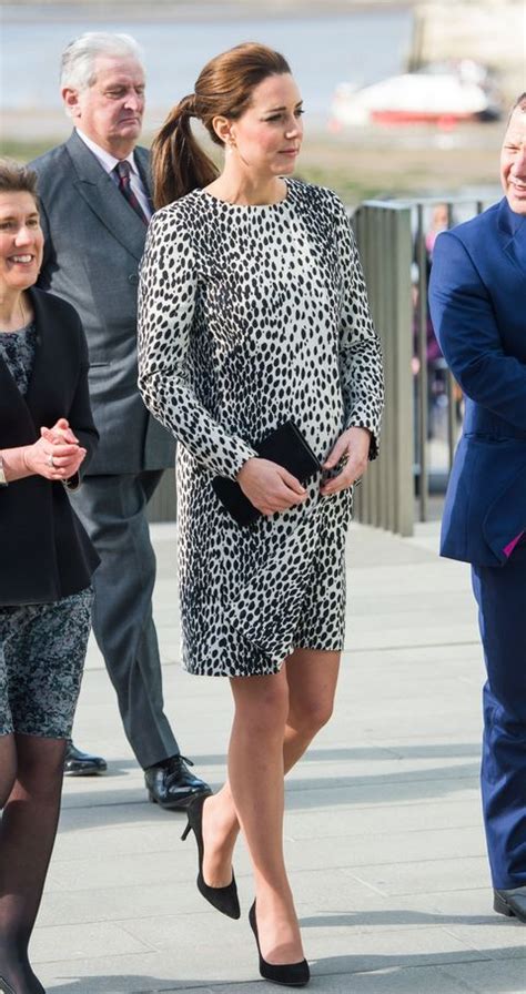 50 Best Kate Middleton Pregnant Style Looks Princess Kate Maternity