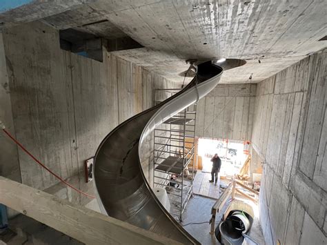 Le musée du bob de St-Moritz avec son toboggan intérieur unique ouvrira