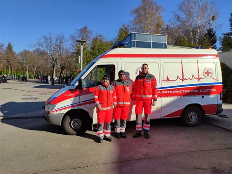 Polski Czerwony Krzyż na cmentarzach Polski Czerwony Krzyż