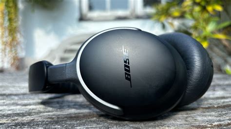 Wired vs wireless headphones: which are best for you? | What Hi-Fi?