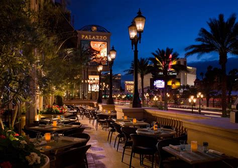 LAVO Restaurant at The Palazzo | Photos, Reviews and Information