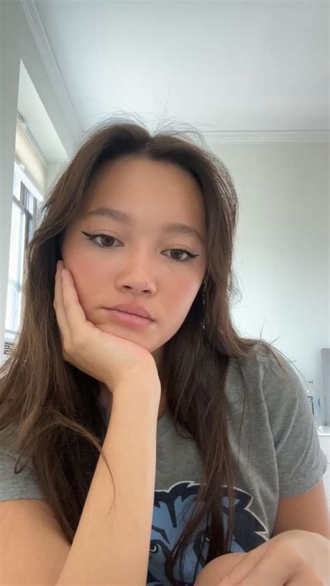 Picture Of Lily Chee