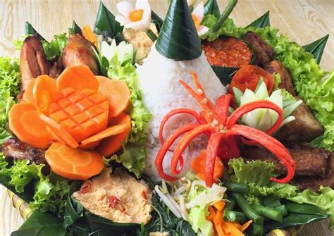 Resep Tumpeng Mini Nasi Putih Sederhana Penuh Makna Oleh Hesti Hauraa