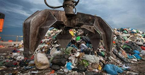 A Lentini Chiude Di Nuovo La Discarica E Nel Trapanese Torna L