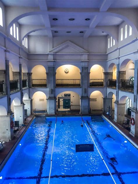 A First Timers Guide to Enjoying the Rudas Baths in Budapest