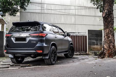 Permaisuri Ssw Super Concave S On Fortuner