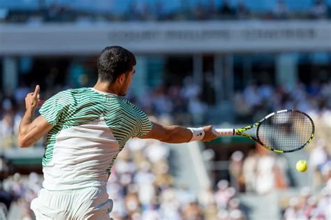 Carlos Alcaraz vs. Stefanos Tsitsipas: Match time, live