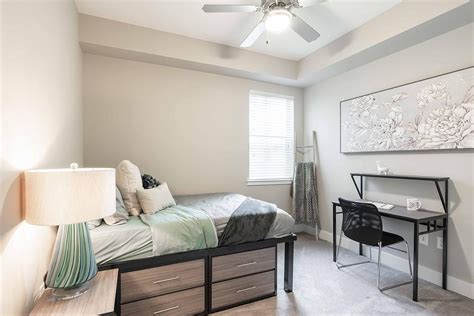 Apartment & Community Photos | The Standard at College Station