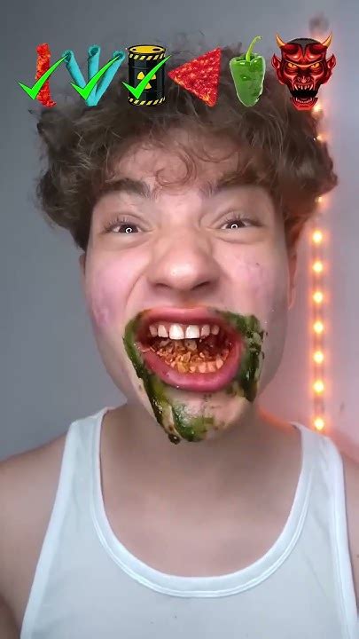 spizee ate  worlds hottest pepper shorts youtube