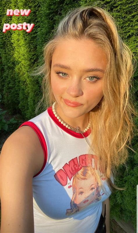 Lizzy Greene R Ladiesofnickelodeon