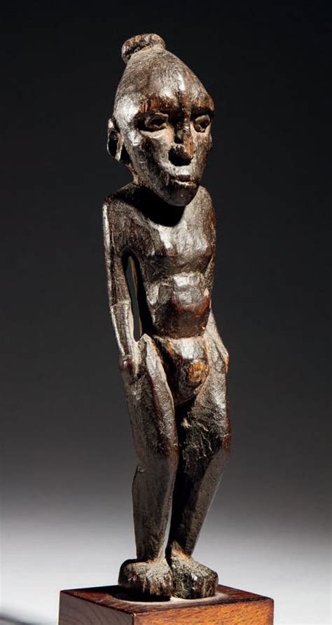 A Figure Sepik River Papua New Guinea Artkhade