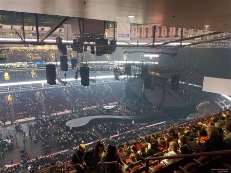 United Center Section 303 Concert Seating - RateYourSeats.com