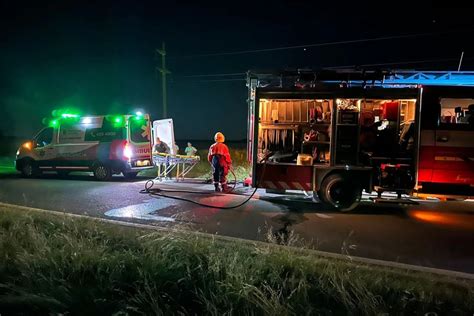 Choque fatal en la Ruta 12 una camioneta embistió a dos motociclistas